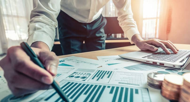 CONSULTORÍA Y ASISTENCIA TÉCNICA ECONÓMICO-JURÍDICO A AA.PP. Y EMPRESAS